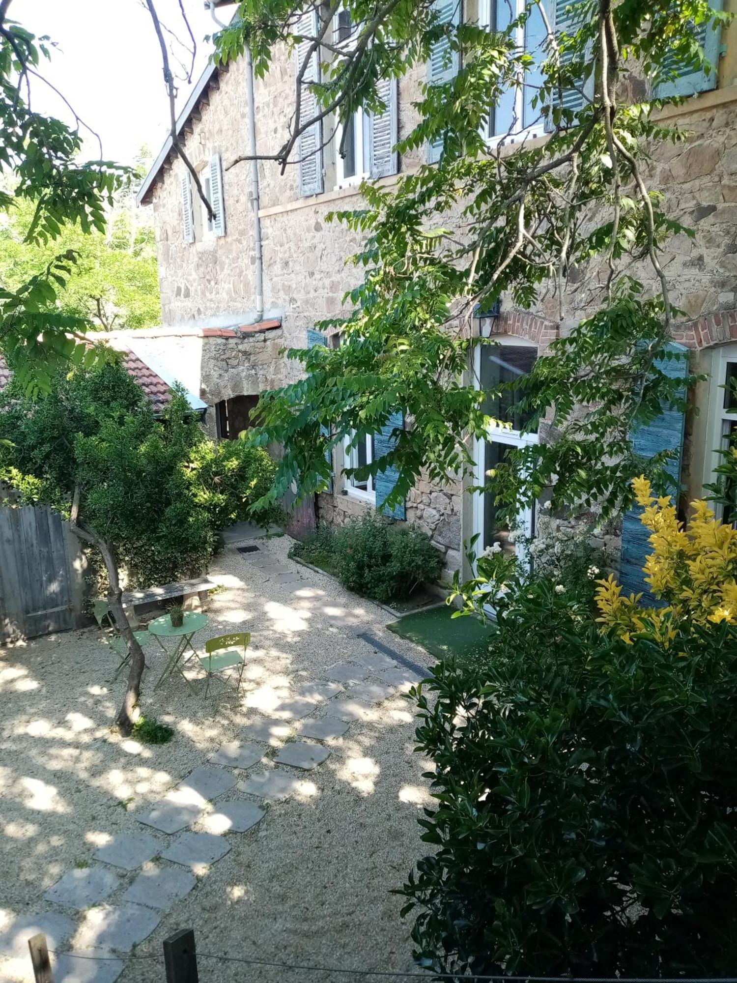 Charmant Gite Avec Parking Gratuit Sur Place. Davézieux Buitenkant foto